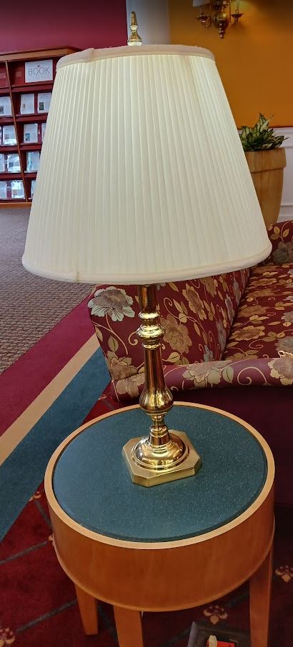 Round Green-Top Side Table with BOLTED Lamp.